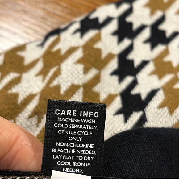 Stylish knit Houndstooth midi Skirt size medium - Picture 7 of 9